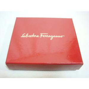 美品 フェラガモ Salvatore Ferragamo コンパクト財布用 箱