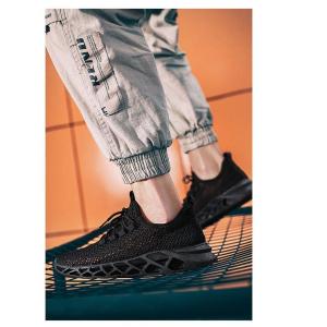 メンズスニーカー 爆売 メッシュ 運動用 シューズ 通学靴 運動靴 軽量 通気性抜群 アウトドア 滑り止め お洒落 蒸さない 涼しい 歩きやすい｜MEGURUストア