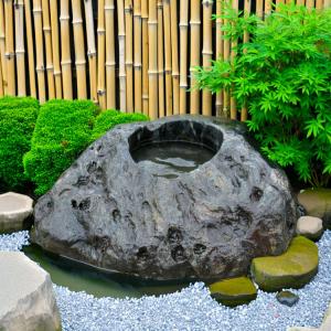 四国 青石 テーブル・イス4脚セット 庭石 天然石 お庭にやすらぎの空間