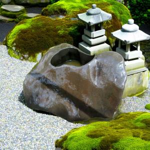 手水鉢 水鉢 たまり石 天然石 庭石 つくばい 溜まり石 景石 蹲 和風