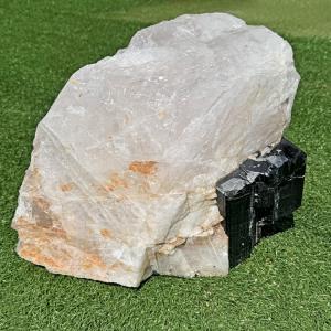 天然石 珍品 希少 石英に付いた ブラックトル...の詳細画像5
