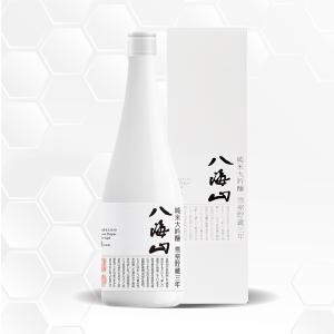 八海山 純米大吟醸 雪室貯蔵三年 720ml 日本酒 八海醸造/新潟県/純米大吟醸