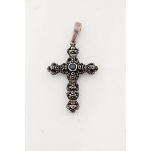 JUSTIN DAVIS（ジャスティンデイビス） ピアス DANGLING CROSS