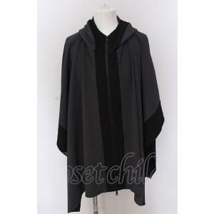 NO ID. BLACK / ドローストリングスフーデッドポンチョ ONE グレー O-25-04-...