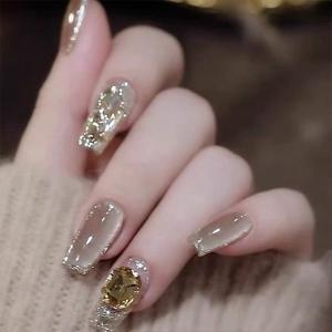 ラメ ライン ビジュー デザイン ネイルチップ 女性 レディース 爪 ネイル シール つけ爪 透明 マット レイヤード シアー キラキラ ゴ
