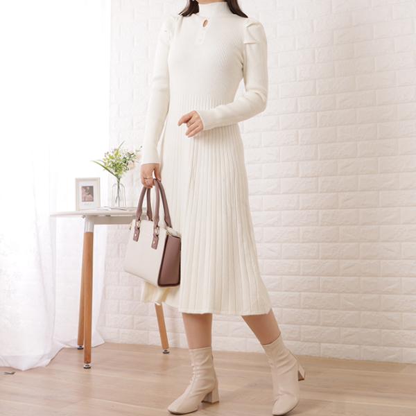 プチハイネックリブニットカットアウトワンピース 女性 レディース 秋 冬 スカート セーター タイト...