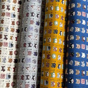 猫模様図鑑 ネコ柄 オックス ベージュ/グレー/からし/ネイビー(入園入学通園通学 ネコちゃん 猫柄 動物柄 手作り)YPA-56030-2