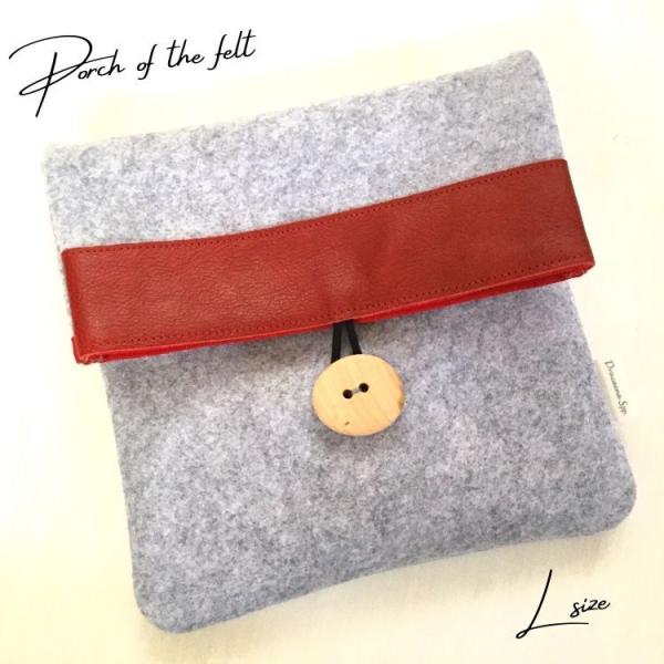 フェルトのポーチ・L☆Dracaena Spp./木製ボタンがおしゃれ/デジカメやスマホ・iPadm...