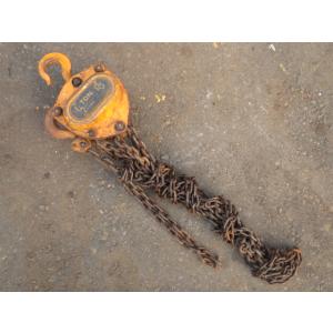 中古 KITO 0.5tonチェーンブロック M2 揚程2.5m 新でん