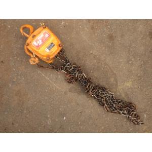 中古 KITO 500kgチェーンブロック CL 揚程2.5m 新でん