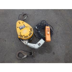 中古 リョービ/京セラ 200kg小型電動ウインチ WI-195 揚程30m 新でん