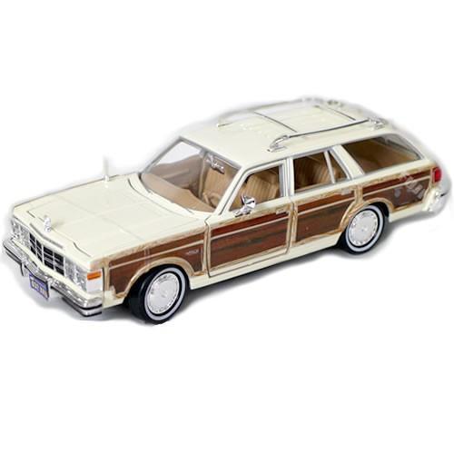 ミニカー 1979 Chrysler LeBaron Town &amp; Country wht 1/24...