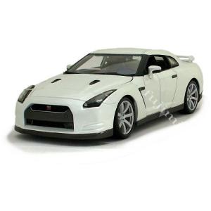 2009 Nissan GT-R wht 1/18 Mais...