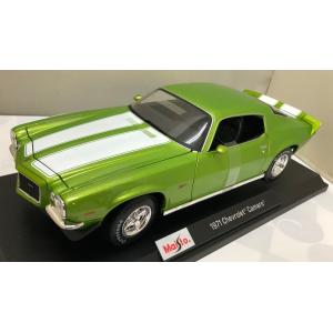 1971 Chevrolet Camaro Green 1/18 Maisto  【全国送料無料】 ミニカー シボレー カマロ 黄緑 マイスト ダイキャストカー アメ車 マッスルカー