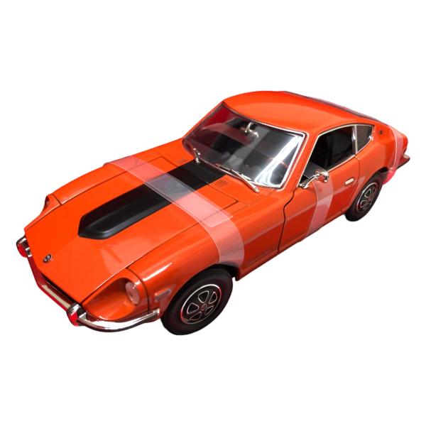 1970 DATSUN 240Z Orange 1/18 Road Signature Collec...