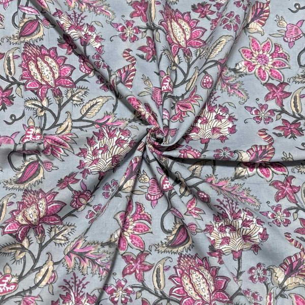 【50cm単位】グレーピンクレッドクリームフラワー　インド　ハンドブロックプリント生地　テキスタイル...