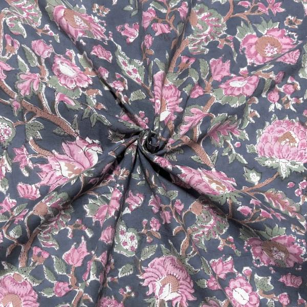 【50cm単位】くすみネイビーピンクフラワーB　インド　ハンドブロックプリント生地　テキスタイル コ...