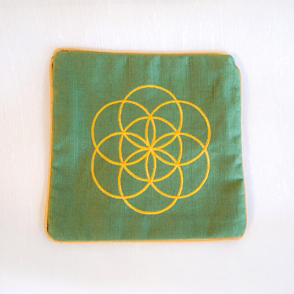 「Green」　浄座クリスタ Crystal Clear Cushion　さざれ　ミニ座布団　シード...