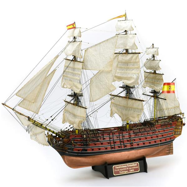 帆船模型キット サンティシマ・トリニダー