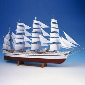 帆船模型キット 北前船 1/72 : 木製模型キットのマイクロクラフト