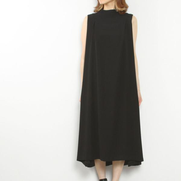 WHYTO. ホワイト フレアータックドレス WHT24HOP4051