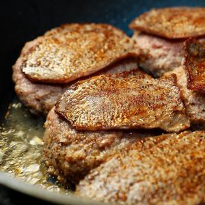 松阪牛入り 牛タン ハンバーグ ギフトボックス...の詳細画像4