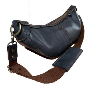 レザークラフトキット　ボディーバック　手作りキット　手縫い　ショルダーバック　牛本革　革細工　手芸　キャサリン　