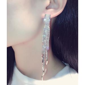 ピアス レディース 女性用 揺れる ストーン 垂れる