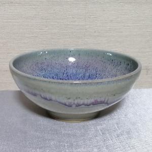 三池焼手作り陶器・緑の丸形鉢内白14.1cm(銅緑釉丸形鉢内白14.1cm)｜miikeyaki