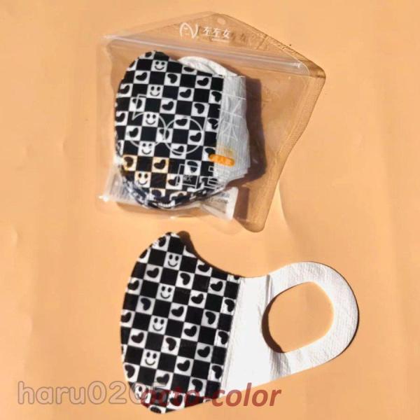 マスク 3D立体 不織布 使い捨てマスク 50枚入 幅広耳ゴム 3層構造 黒白 花柄 10個包装 携...