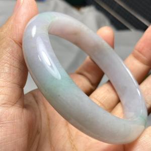 23-25 美品 58.2MM 真ん丸 ミャンマー産 天然本翡翠 バングル : ci