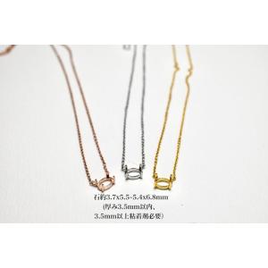 RS7-04 手彫り 花型 ミャンマー産 黄緑 本翡翠 ルース 裸石 硬玉