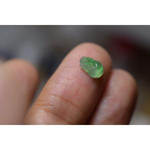 RS12-125 高氷種 黄緑色 ミャンマー産 天然 A貨 本翡翠 ルース 硬玉
