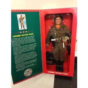 ＧＩジョー　クラシックコレクション GIジョー 黒人 黒髪 アクションマリーン 迷彩 クラシックコレクション