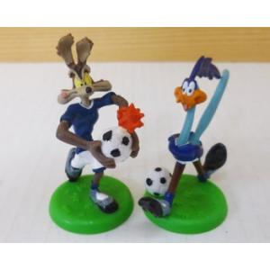 LOONEY TUNES ルーニーチューンズ コヨーテ ロードランナー サッカーフィギュアセット レ...