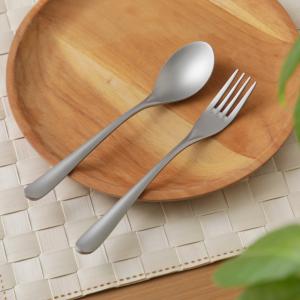 チタン スプーン＆フォーク 2点セット カトラリーセット 食器 高強度