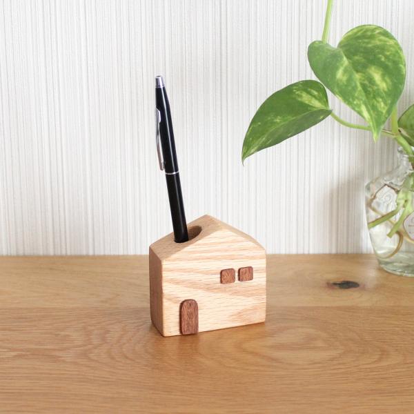 かわいい木のお家 ペンスタンド【オーク】おしゃれ ナチュラル 木製 ペン立て 玄関・デスク・ギフトに...