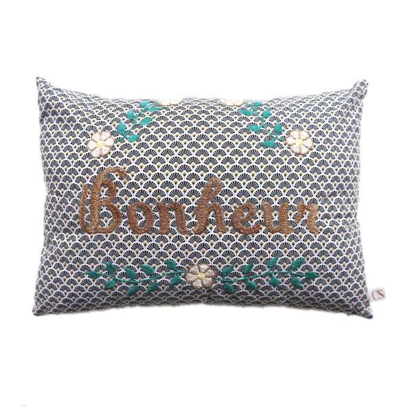 CSAO PARIS 刺繍 メッセージ クッション BONHEUR 幸福 幸せ フランス 手刺繍 イ...