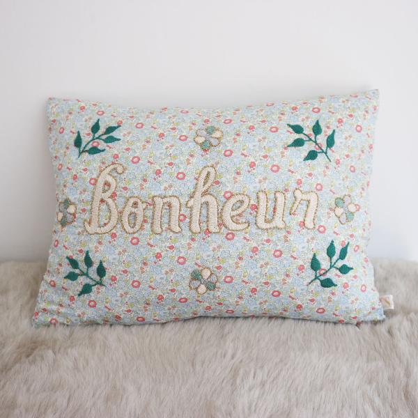 CSAO PARIS LIBERTY Betsy ベッツィ 刺繍 メッセージ クッション BONHE...