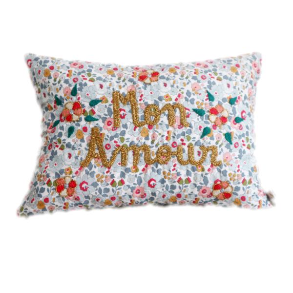 CSAO PARIS LIBERTY  Betsy ベッツィ　リバティ 刺繍 メッセージ クッション...