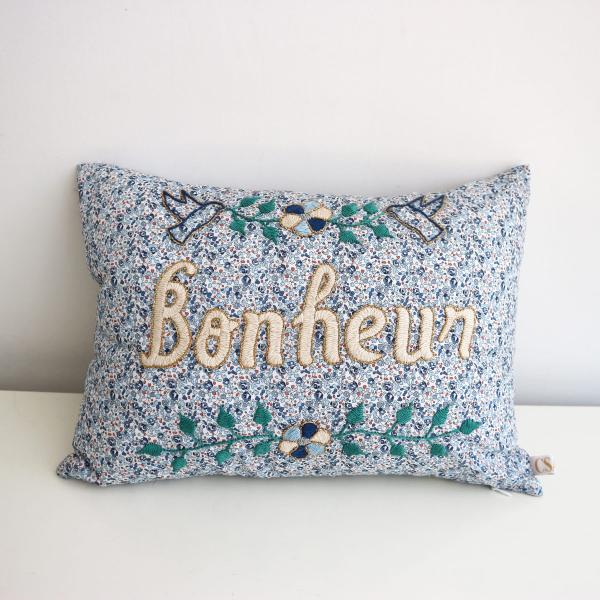 CSAO PARIS LIBERTY eloise bonheur 刺繍 メッセージ クッション リ...
