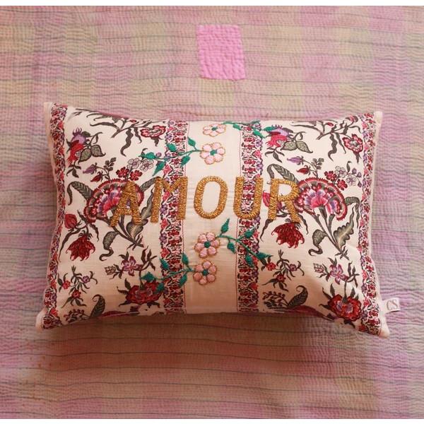 CSAO PARIS AMOUR 刺繍 メッセージ クッション BONJOUR 愛 花 葉 フランス...