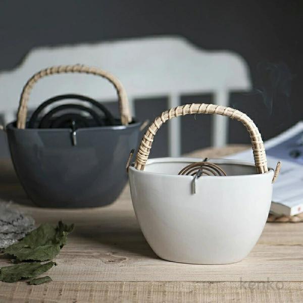 【送料無料】蚊取り線香入れ 蚊取り線香ホルダー 蚊取り線香立て 陶器製  かやり 蚊遣り 蚊取り お...