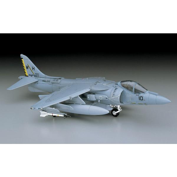 D24 1/72 AV-8B プラス ハリアー II ハセガワ D帯飛行機シリーズ プラモデル