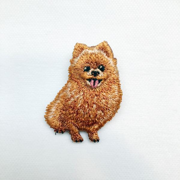 LM・エルム ブローチ ポメラニアン (オレンジ系)  /  立体刺繍アクセサリー DOG ブラウン