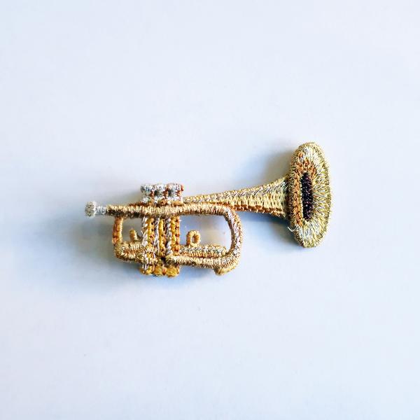 LM・エルム ブローチ トランペット  /  立体刺繍アクセサリー ゴールド