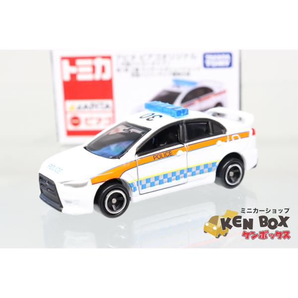 トミカ　アピタピアゴ特注　第1弾 三菱ランサーエボリューションX 英国ハンバーサイド警察仕様 ※外国...