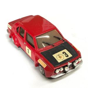 MAXIMA 1/18 アルファロメオ ジュリア TZ2 クーペ ピニンファリーナ