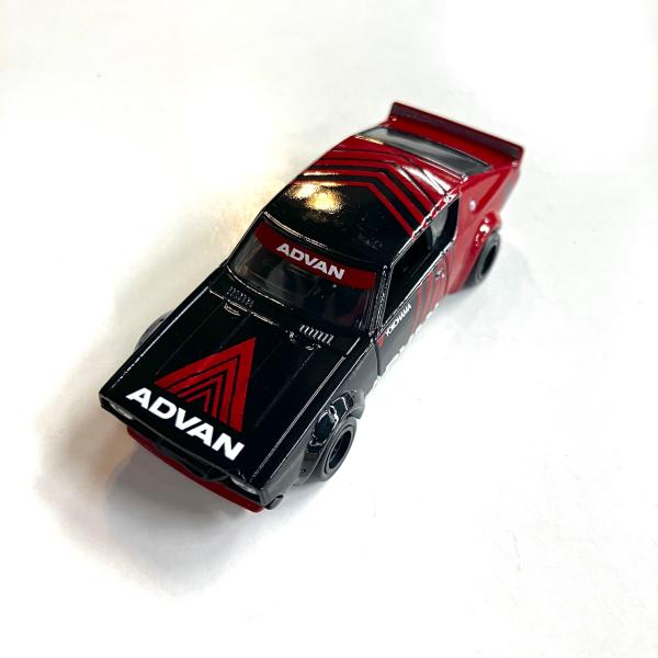 現品　HOTWHEELS Nissan Skyline 2000 GT-R　ミニカー