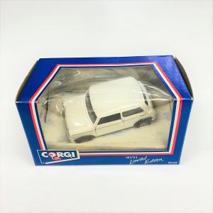 Corgi Mini 30 周年限定版 ミニカー シリアルNO12485 CORGI MINI LIMITED EDITION Designer ミニカー : ミニマルヤマ